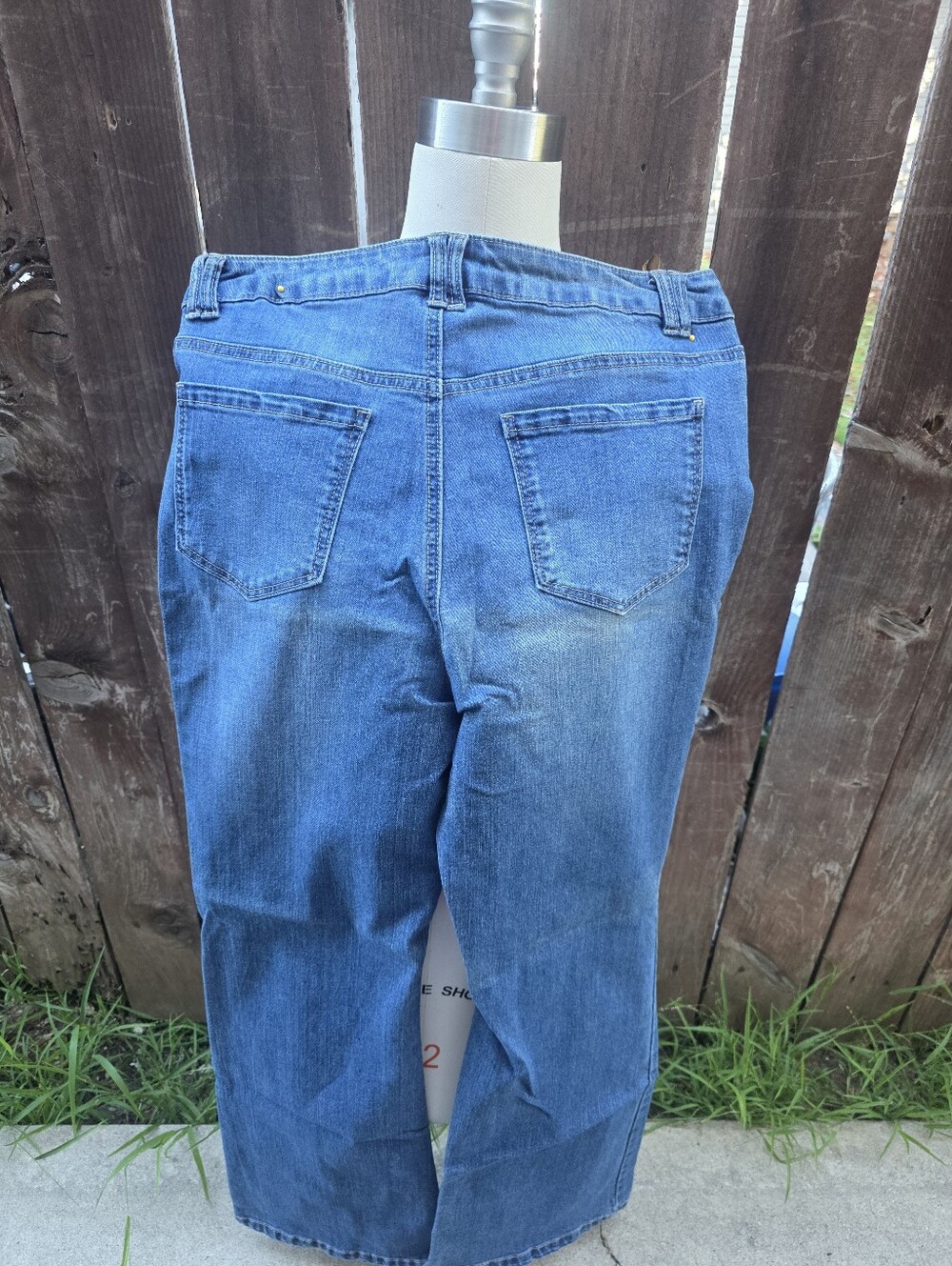 Classic Straight-Leg Denim Jeans in Medium Blue
